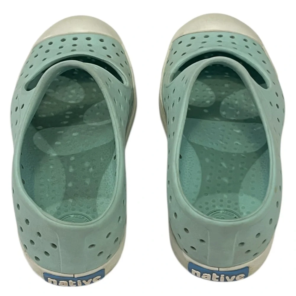 Native Juniper Water Sneaker Child’s size 10 Light Blue